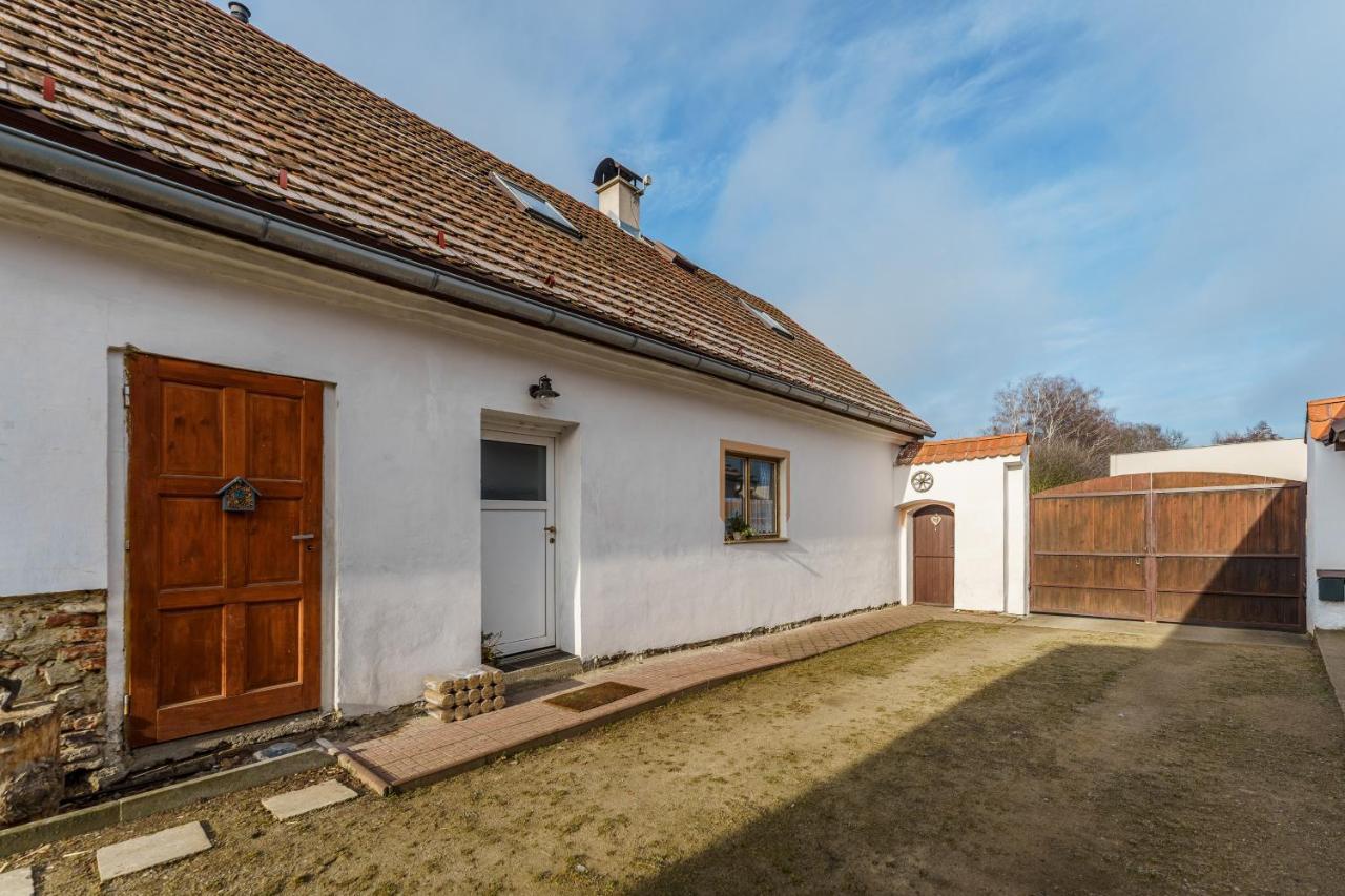 Prizemi Vesnicke Usedlosti - Cozy Village Homestead Vidov Exterior foto